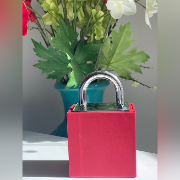 Uno de 50 Small Gift Box - Picture 2 of 4